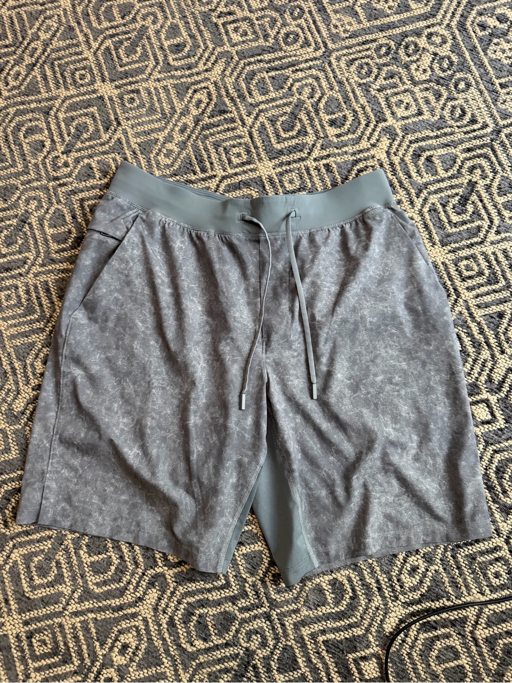 lululemon Men's T.H.E Gray Athletic Shorts Linerless 9” inseam